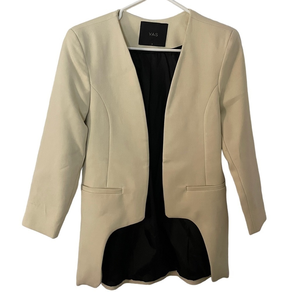 Y.A.S. Lea Blazer Cream Tuxedo Style size Medium (38EU)